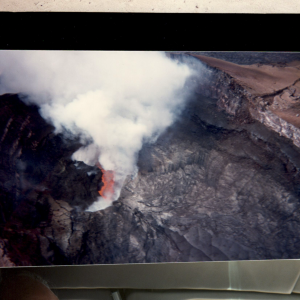 Hawaii - In spiaggia con Anna Ravizza. Escursione al vulcano con Anna e Luigi Ravizza, i miei “genitori adottivi” (Congresso dell'American College of Neuropsychopharmacology, Kamuela, Hawaii, 5-12 dicembre, 1997).